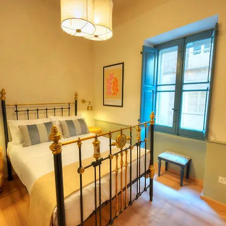 Luxury & Stylish 4bedroom, Centre Ldem1-1 فاليتا