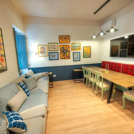 Luxury & Stylish 4bedroom, Centre Ldem1-1