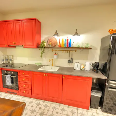 Luxury & Stylish 4bedroom, Centre Ldem1-1 شقة