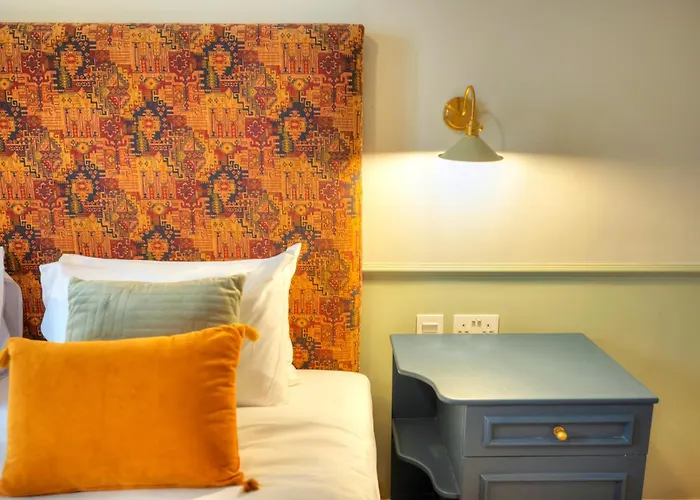 Luxury & Stylish 4bedroom, Centre Ldem1-1 *