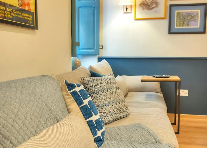 アパート Luxury & Stylish 4bedroom, Centre Ldem1-1 バレッタ